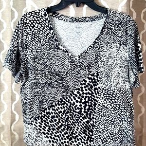 Express crop top sz Large black and white spots